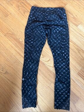 Lululemon Black & Gray running Leggings